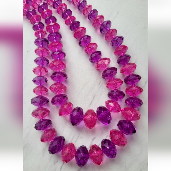 BEADED  DOUBLE STRAND CLEAR PINK & PURPLE FACETED LUCITE BEADS - Picture 4 of 8
